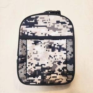 Thirty-One lunch bag, digital camo color